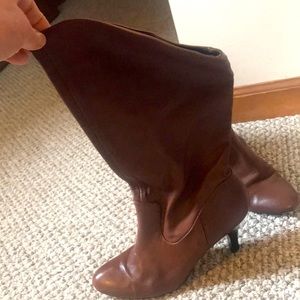 Adrianne Chiang calf leather boots